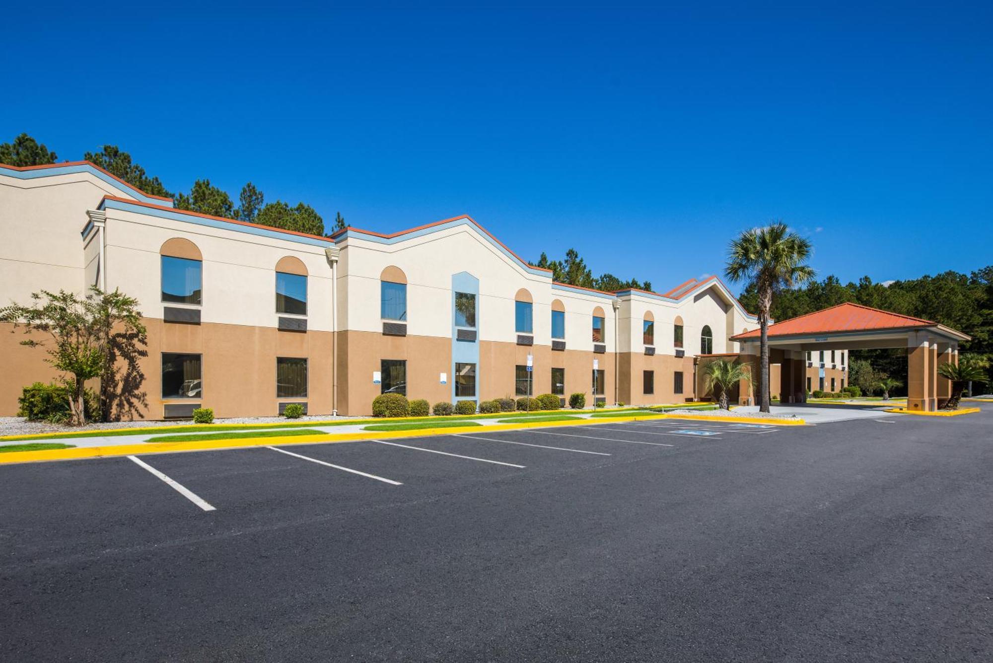 Clarion Pointe Hinesville Near Fort Stewart 外观 照片