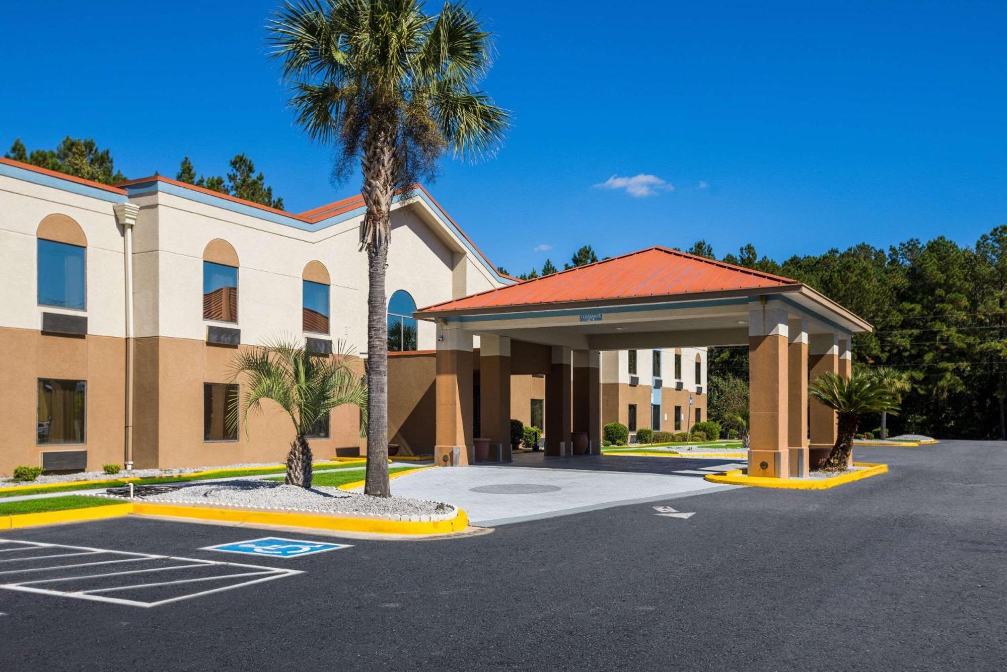 Clarion Pointe Hinesville Near Fort Stewart 外观 照片